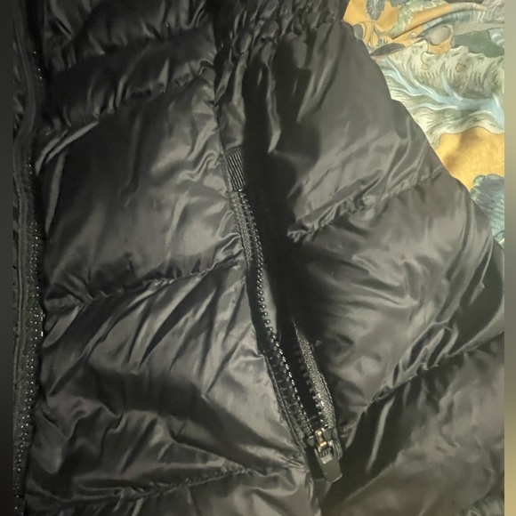 Athleta black puffer vest size M - Picture 5 of 7